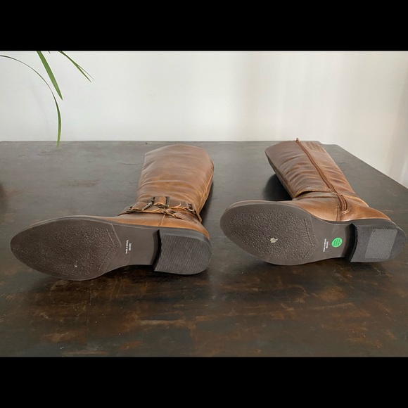 Tall Brown Riding Boot - Picture 5 of 6